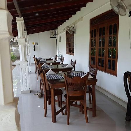 Great Wall Tourist Rest Anuradhapura Exterior photo