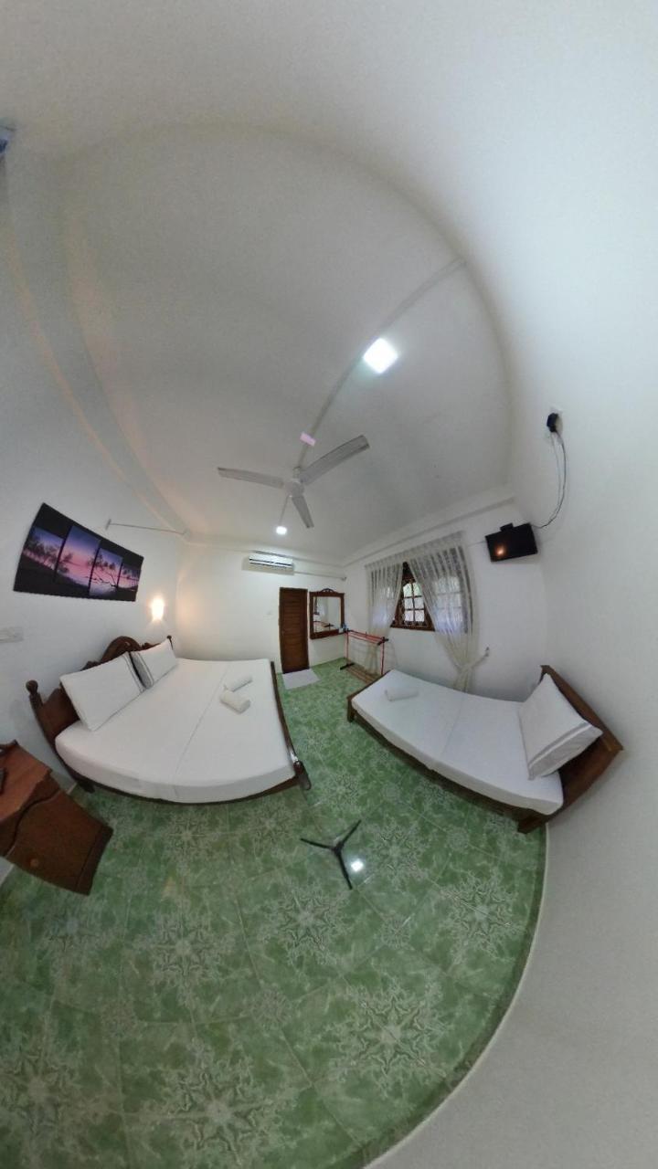 Great Wall Tourist Rest Anuradhapura Exterior photo